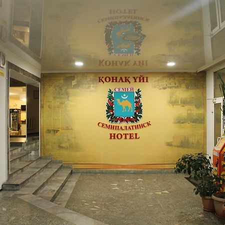 Semey Hotel Ngoại thất bức ảnh