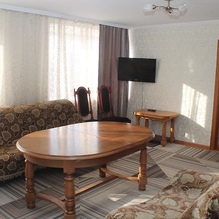 Semey Hotel Ngoại thất bức ảnh