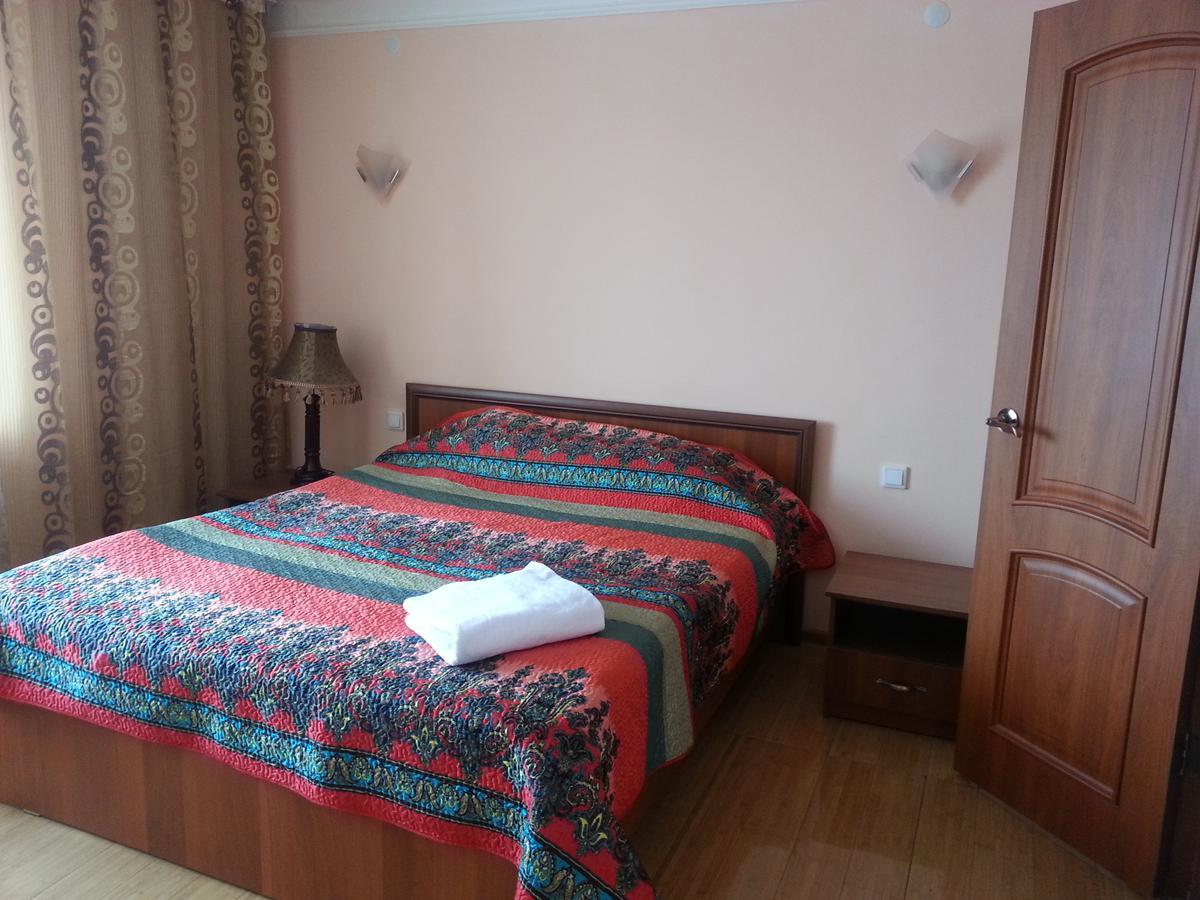 Semey Hotel Ngoại thất bức ảnh