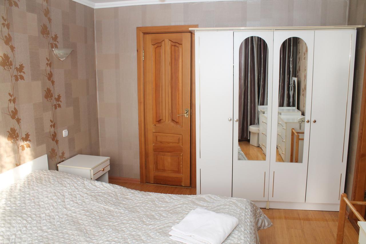 Semey Hotel Ngoại thất bức ảnh