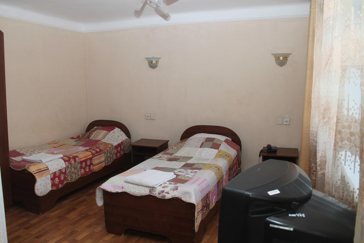 Semey Hotel Ngoại thất bức ảnh
